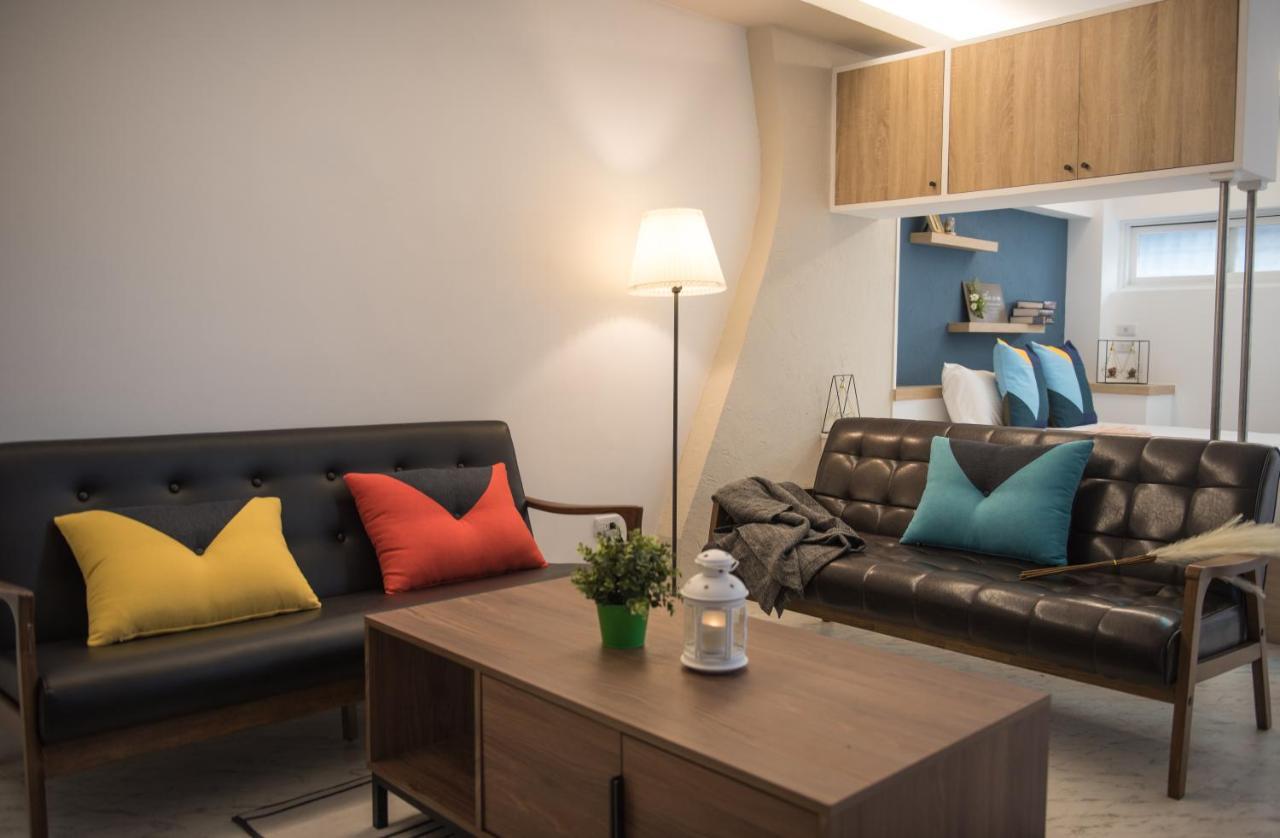 Bird Series B&B&Hostel複合式民宿#本國旅客須先匯款 Tainan Exterior photo